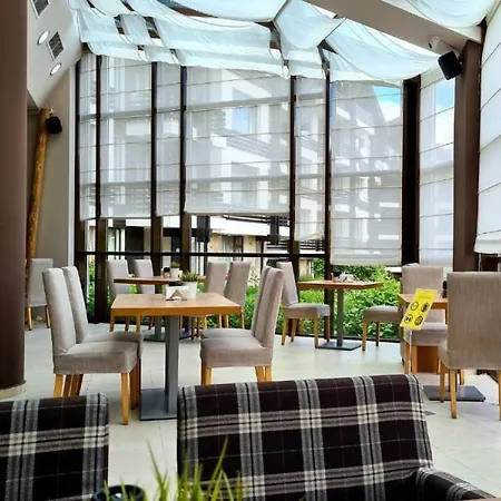 Апартамент Aspen Golf And *